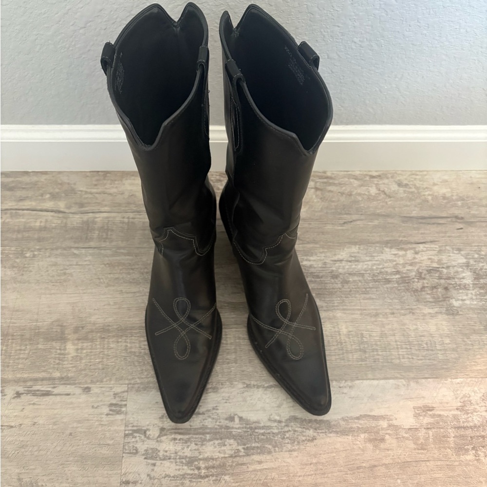 Black Leather Women's Cowboy Boots
